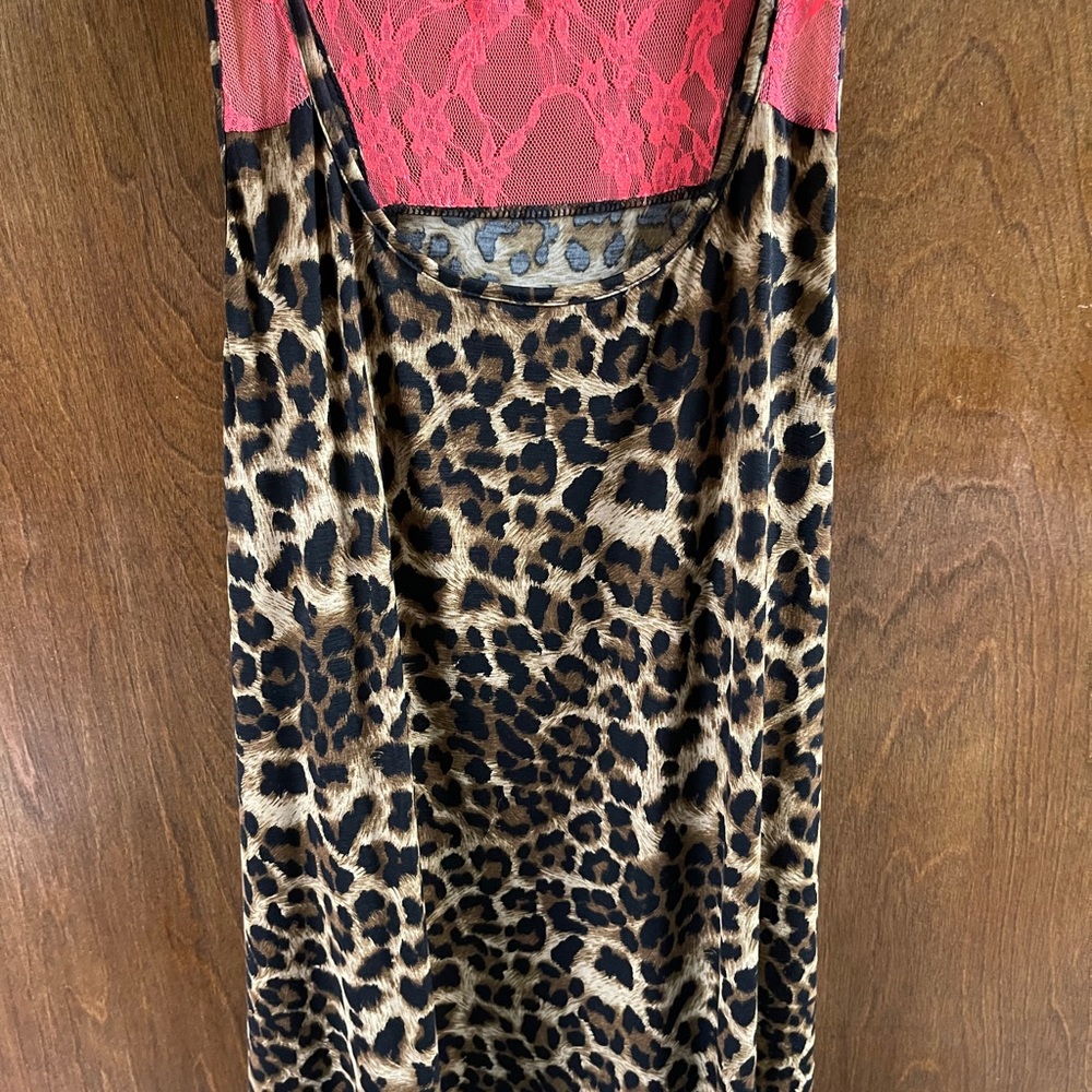 Neon lace & leopard tank top. 2x. Worn once.